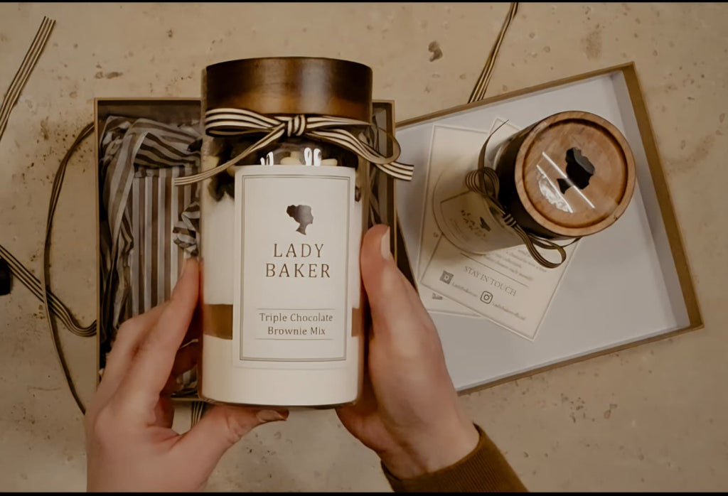 Lady Baker Jar Gift Box – Holds Two Jars, Ribbon Finish (Jars not included)